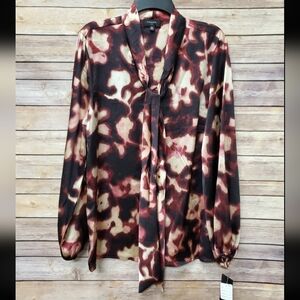 Tahari Burgendy Printed Blouse. Size XL. NWT. #97